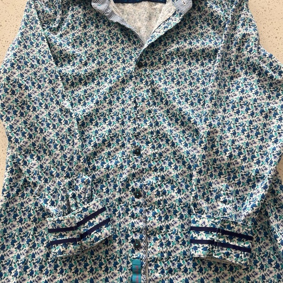 Size large Robert Graham mens shirt . - Picture 5 of 7